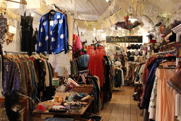 Snoopers Paradise, Brighton